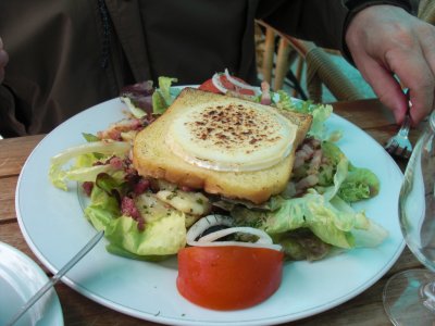 Chaource salad
